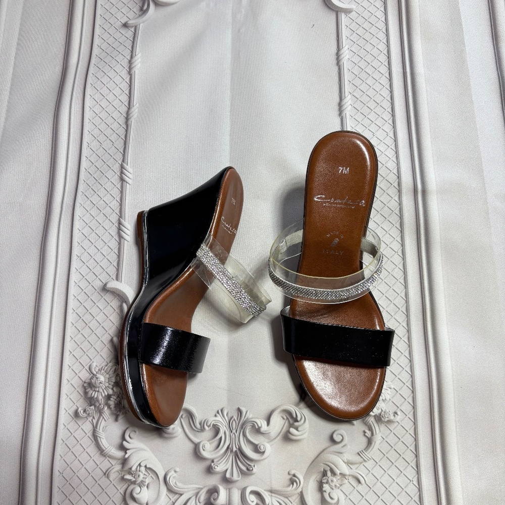 Contesa by Italian shoemakers wedge sandals size 7